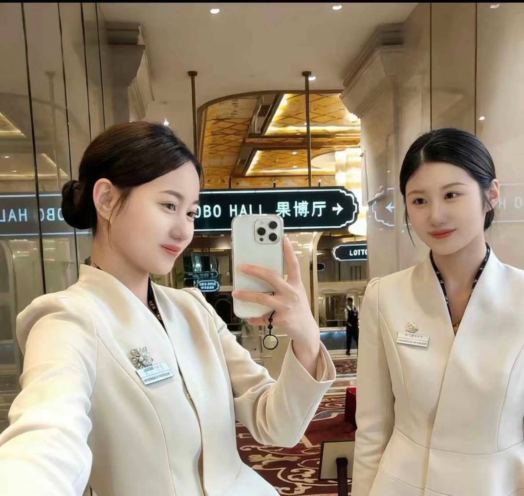 果博福布斯 - 深海迷航 探索类云端游戏